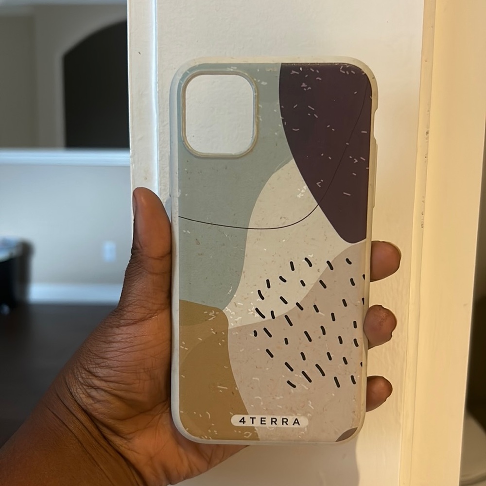 Multicolor phone case iPhone 11 hi solid quality